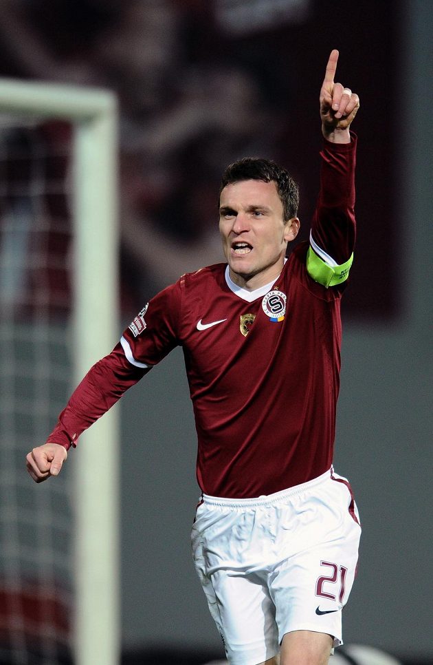 Útočník Sparty Praha David Lafata oslavuje třetí gól během utkání 17. kola Gambrinus ligy.