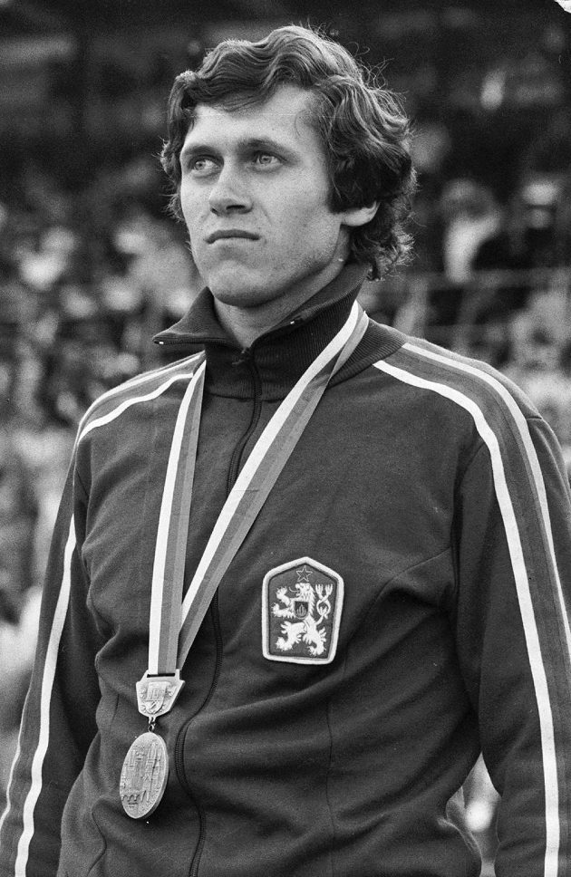 Karel Kolář na archivním snímku z 28. srpna 1978 z mistrovství Evropy v Praze, kde získal stříbrnou medaili časem 45,77 sekundy, který byl českým rekordem více než 30 let.