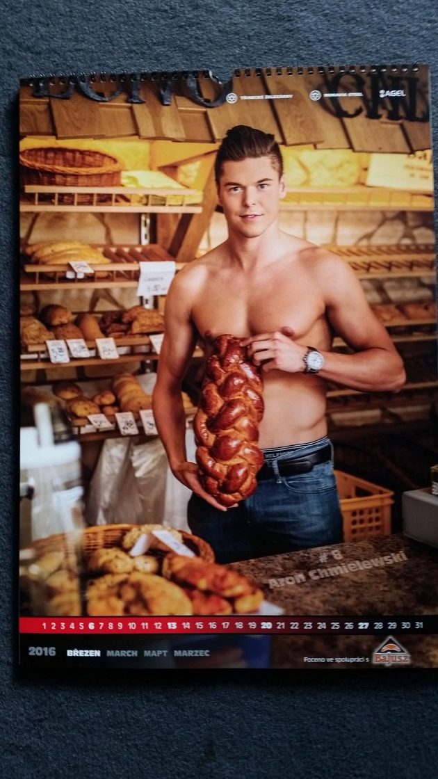 Aron Chmielewski jako pekař.