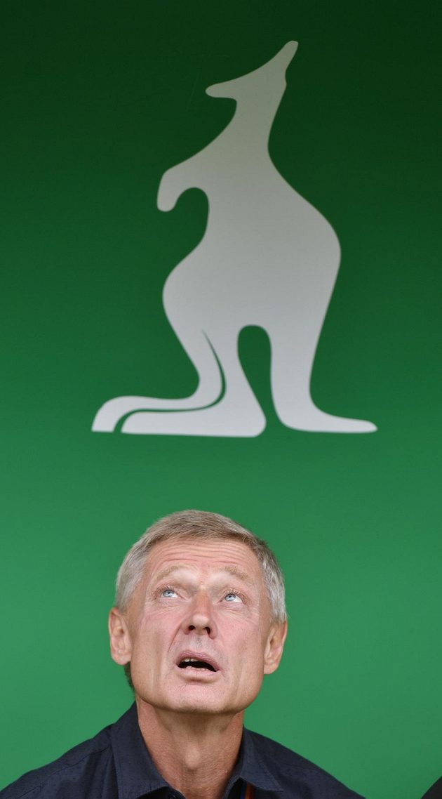 Zklamaný trenér Sparty Zdeněk Ščasný. Proti Klokanům v Ďolíčku to v poslední době jeho týmu nejde.