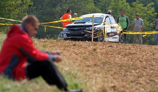 Zlínskou Barum rallye předčasně ukončila smrt jednoho z diváků ve třinácté rychlostní zkoušce. Vůz Subaru Impreza posádky Václava Kopáčka a Tomáše Singera vyletěl z trati a skončil mezi fanoušky.