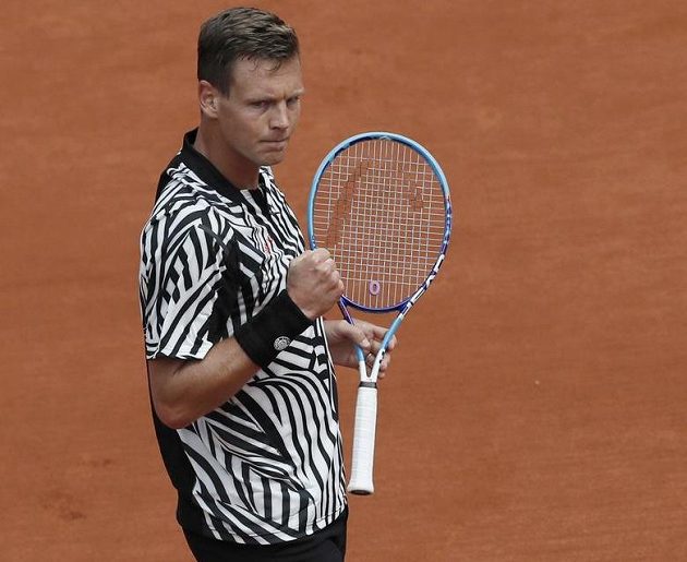 Tomáš Berdych si za dvě a čtvrt hodiny vybojoval postup do 3. kola Roland Garros.