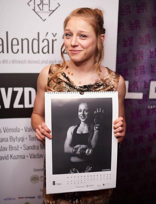 Sandra Mašková a její fotografie v kalendáři Bohatý sirotek.