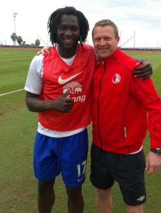 Na Tenerife se sešli i dva staří kamarádi, Romelu Lukaku a Stanislav Vlček. Vedoucí slávistického týmu hrál s hvězdou Premier League a kmenovým hráčem Chelsea během svého angažmá v Anderlechtu.