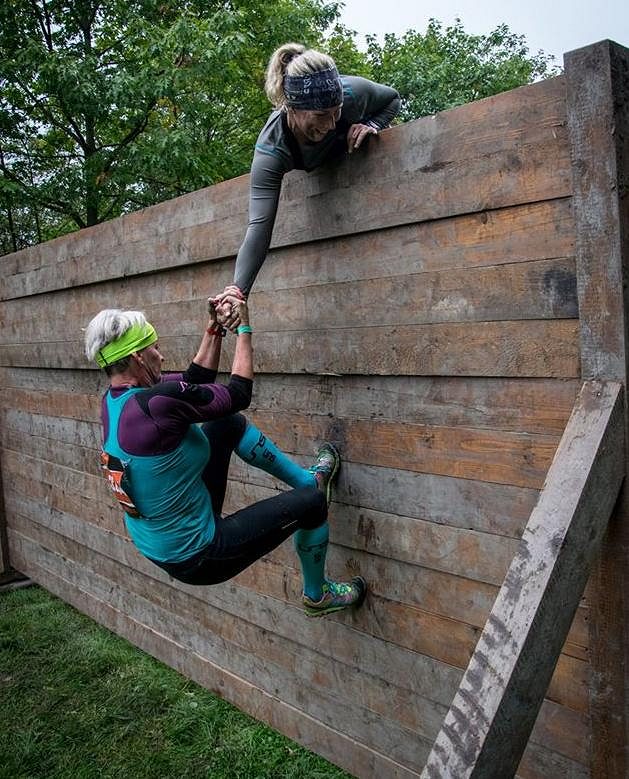 Army Run Praha: Vysoká koncentrace tvrdých žen!