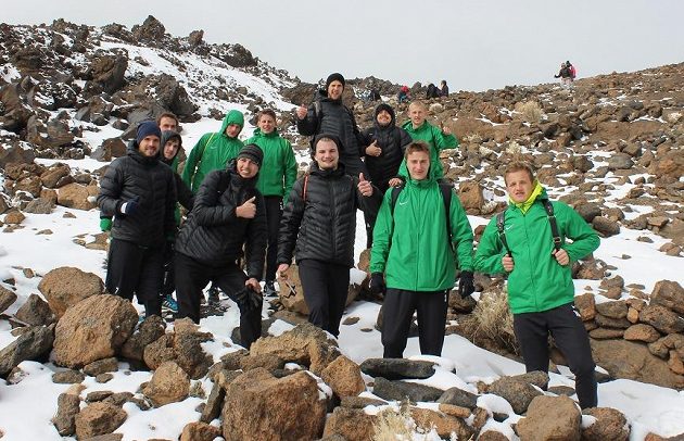 Jablonečtí fotbalisté při výstupu na Teide