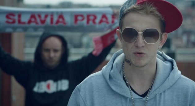 Aby to nebyl poslední hřebík do rakve... Lavi a Vojtaano víří atmosféru před jarním derby pražských S.