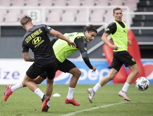 Příprava fotbalové reprezentace na úvod Ligy národů. Uprostřed nováček Aleš Matějů.