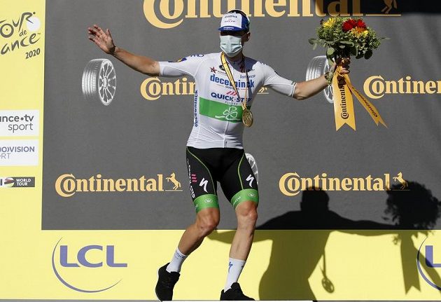 Irský cyklista Sam Bennett po hromadném spurtu poprvé vyhrál etapu na Tour de France. Měl z toho pořádnou radost.
