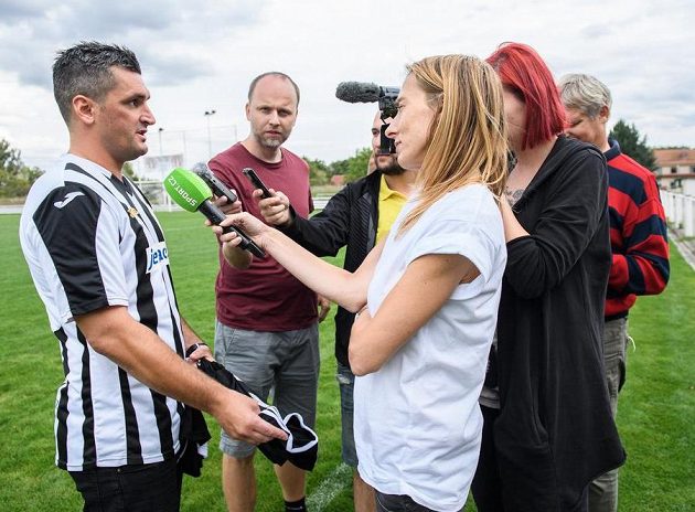 Tady bude Feninovo... Fotbalový internacionál je po přestupu do FK Řeporyje středem zájmu.