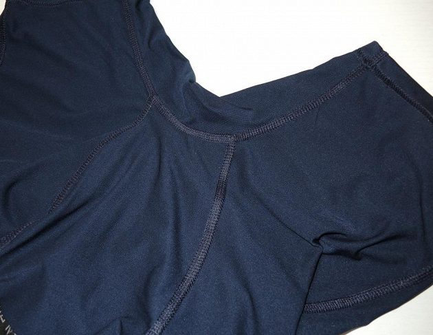Běžecké kraťasy Reebok 2-in-1 Running Short - vnitřek elastických kraťasů s plochými švy.