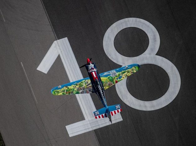 Petr Kopfstein v Indianapolis.