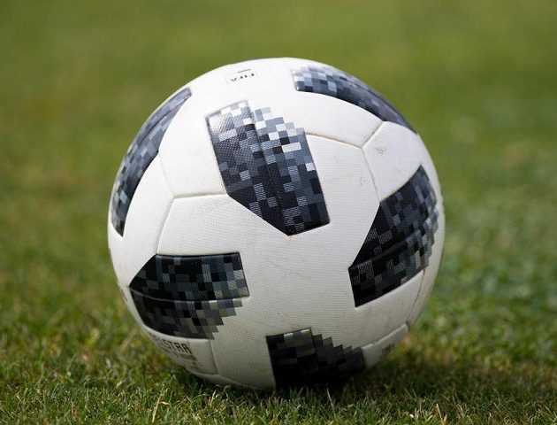 Oficiální míč MS 2018 v Rusku během přípravného utkání české fotbalové reprezenzace s Nigérií.