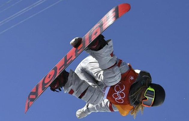 Zlato bere sedmnáctka! Olympijskou vítězkou v U-rampě je talentovaná americká snowboardistka Chloe Kimová.