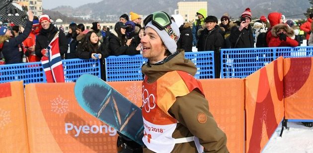 Snowboardista Petr Horák při olympijské jízdě.