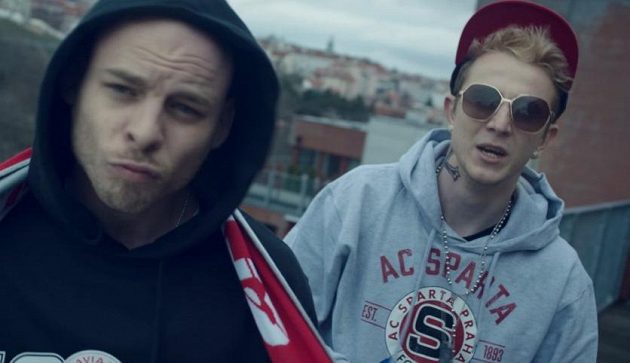 Nemáte šanci! Lavi a Vojtaano se hecují před derby pražských S.