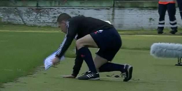 Marek Pilný nebyl v zápase Příbram - Slavia v nejlepší kondici.