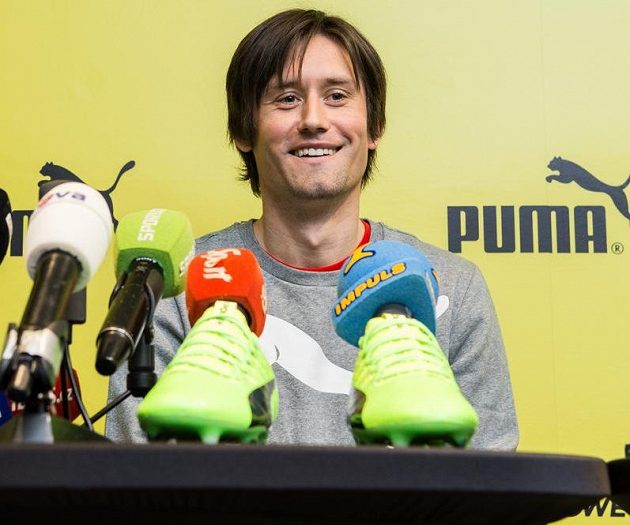 Tomáš Rosický je v půlce ledna optimistou. Věří, že start jara může stihnout.