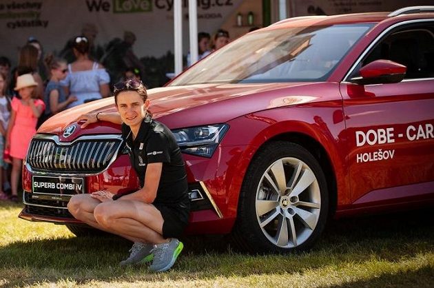 Martina Sáblíková vyhrála Bikemaraton Drásal České spořitelny, druhý díl seriálu Kolo pro život.