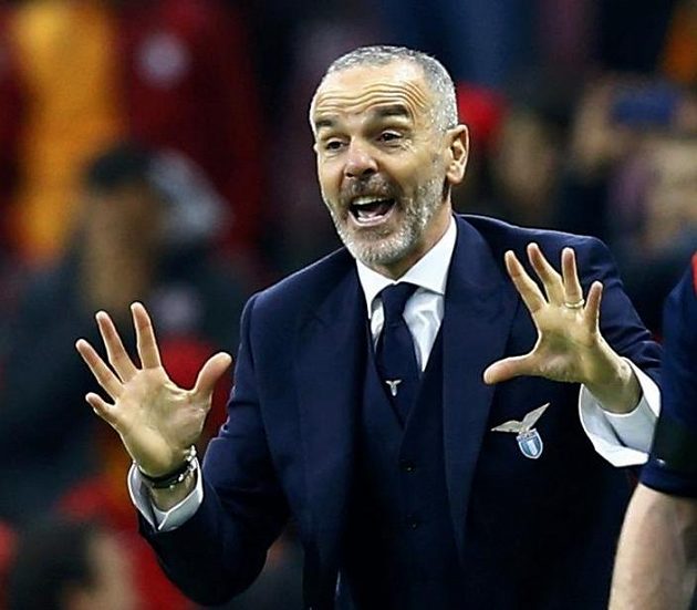 Stefano Pioli, impulzivní kouč Lazia Řím během duelu na půdě Galatasaray Istanbul.