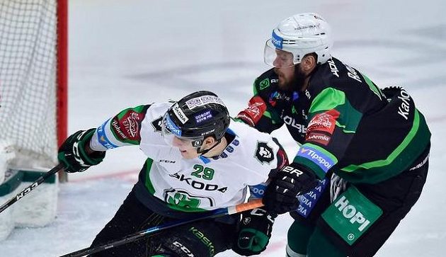 Pavol Skalický z Mladé Boleslavi a Tomáš Rachůnek (vpravo) z Karlových Varů.