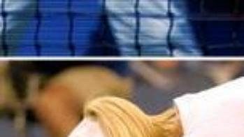 Vyčerpaná Justine Heninová po semifinále s Jennifer Capriatiovou. Vyčerpaná Justine Heninová po semifinále s Jennifer Capriatiovou.
