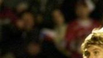 Pavel Nedvěd se raduje z gólu do sítě Rakušanů. Pavel Nedvěd se raduje z gólu do sítě Rakušanů.