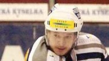 Hokej v parném létě. To je Tipsport cup. Hokej v parném létě. To je Tipsport cup.