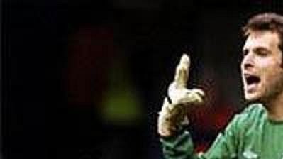Brankář londýnské Chelsea Petr Čech Brankář londýnské Chelsea Petr Čech