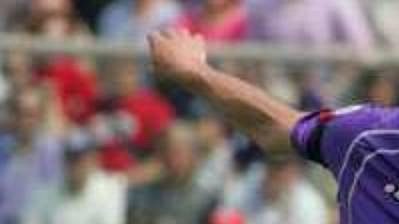 Luca Toni v dresu Fiorentiny Luca Toni v dresu Fiorentiny