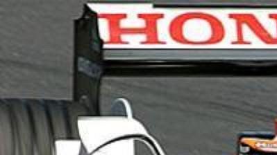 Anthony Davidson na archivním snímku ve voze BAR. Anthony Davidson na archivním snímku ve voze BAR.