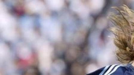 Gabriel Omar Batistuta ještě v dresu národního týmu. Gabriel Omar Batistuta ještě v dresu národního týmu.