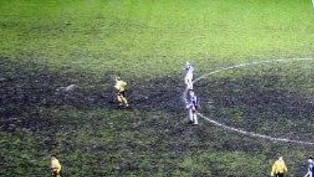 Současný stav Ullevaal stadionu v Oslu. Současný stav Ullevaal stadionu v Oslu.