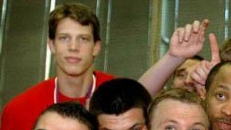 Basketbalisté Nymburka budou obhajovat trofej s hvězdnou posilou. Basketbalisté Nymburka budou obhajovat trofej s hvězdnou posilou.