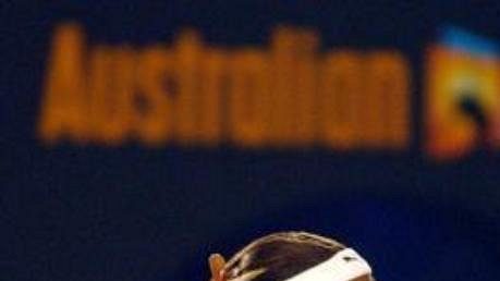 Tenistka Serena Williamsová (vlevo) si na Australian Open zahraje ve čtyřhře se svou sestrou Venus. Tenistka Serena Williamsová (vlevo) si na Australian Open zahraje ve čtyřhře se svou sestrou Venus.