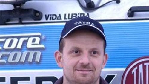 Tomáš Tomeček poprvé startoval na Rallye Dakar v roce 1995 jako navigátor Karla Lopraise. Tomáš Tomeček poprvé startoval na Rallye Dakar v roce 1995 jako navigátor Karla Lopraise.