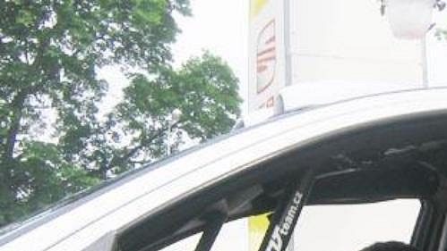 Štěpán Vojtěch chce vrátit vozy kategorie WRC na start Barum rallye. Štěpán Vojtěch chce vrátit vozy kategorie WRC na start Barum rallye.