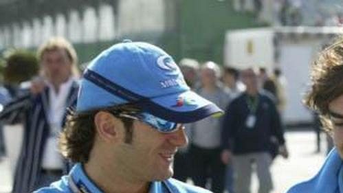 Fernando Alonso (vpravo) v týmu Renault osiřel. Jarno Trulli stáj opustil... Fernando Alonso (vpravo) v týmu Renault osiřel. Jarno Trulli stáj opustil...