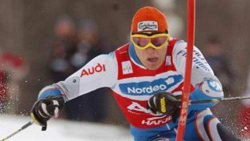 Fin Kalle Pallander si 16. března v závěrečném závodu Světového poháru ve sjezdovém lyžování v norském Hafjellu zajistil malý křišťálový globus za celkové prvenství ve slalomu. Fin Kalle Pallander si 16. března v závěrečném závodu Světového poháru ve sjezdovém lyžování v norském Hafjellu zajistil malý křišťálový globus za celkové prvenství ve slalomu.