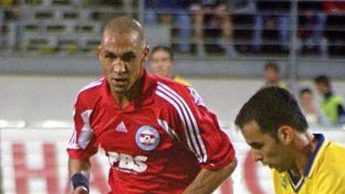 Brněnští fotbalisté nabrali na úvod ročníku závratné tempo. Formu získali i v zápasech Intertoto cupu, např. v utkání s Villarealem (na snímku). Brněnští fotbalisté nabrali na úvod ročníku závratné tempo. Formu získali i v zápasech Intertoto cupu, např. v utkání s Villarealem (na snímku).