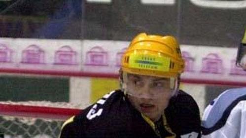 Sparťan Michal Broš ohrožuje litvínovskou svatyni. Sparťan Michal Broš ohrožuje litvínovskou svatyni.