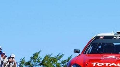 Posádka Colin McRae - Derek Ringer na voze Citroën Xsara na trati Finské rallye. Posádka Colin McRae - Derek Ringer na voze Citroën Xsara na trati Finské rallye.