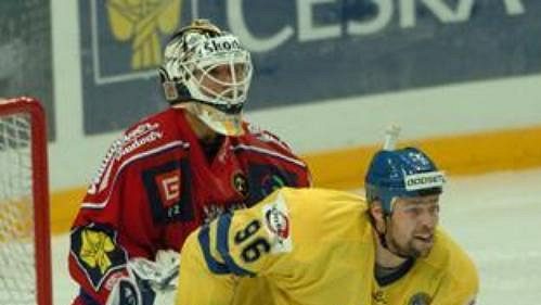 Švédská strana se smlouvou s NHL souhlasí. Švédská strana se smlouvou s NHL souhlasí.