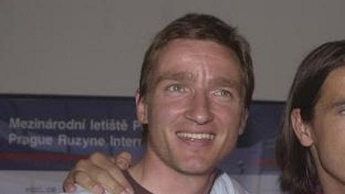 Liverpoolské duo Vladimír Šmicer (vlevo) a Milan Baroš je již minulostí. Šmicer bude oblékat dres Bordeaux. Liverpoolské duo Vladimír Šmicer (vlevo) a Milan Baroš je již minulostí. Šmicer bude oblékat dres Bordeaux.