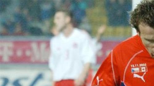 Karel Poborský nastoupí v Teplicích ke svému 102. reprezentačnímu utkání. Karel Poborský nastoupí v Teplicích ke svému 102. reprezentačnímu utkání.