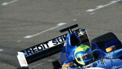 Vůz Sauber C24 pro sezónu 2005 při testech ve španělské Valencii Vůz Sauber C24 pro sezónu 2005 při testech ve španělské Valencii