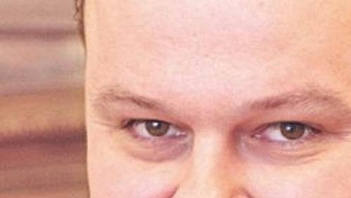 Šéf Úřadu na ochranu hospodářské soutěže Martin Pecina. Šéf Úřadu na ochranu hospodářské soutěže Martin Pecina.
