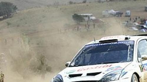 Estonec Markko Märtin na trati druhé etapy Mexické rallye. Estonec Markko Märtin na trati druhé etapy Mexické rallye.