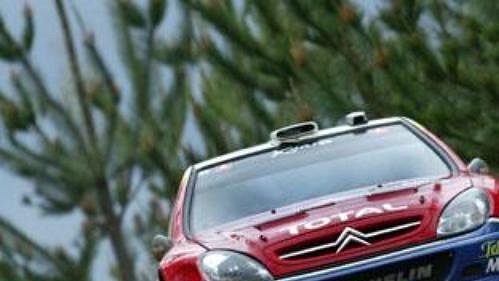 Skotský jezdec stáje Citroën Colin McRae na trati závěrečné etapy Australské rallye. Skotský jezdec stáje Citroën Colin McRae na trati závěrečné etapy Australské rallye.