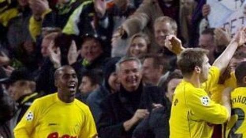 V nejvážnějších problémech se topí Borussia Dortmund. A úsměvy na tvářích vestfálských 'vos' pomalu zamrzají... V nejvážnějších problémech se topí Borussia Dortmund. A úsměvy na tvářích vestfálských 'vos' pomalu zamrzají...
